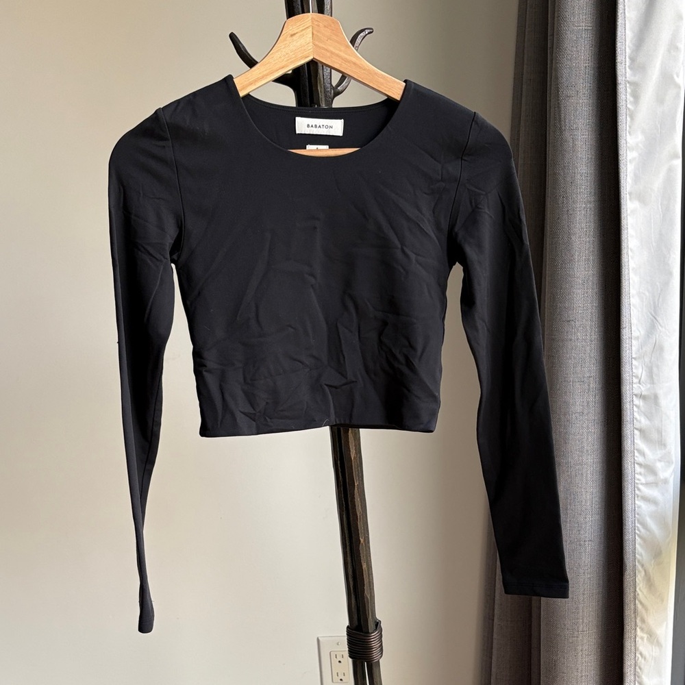 Babaton Sculpt Knit Crew Black Cropped Long Sleeve Top